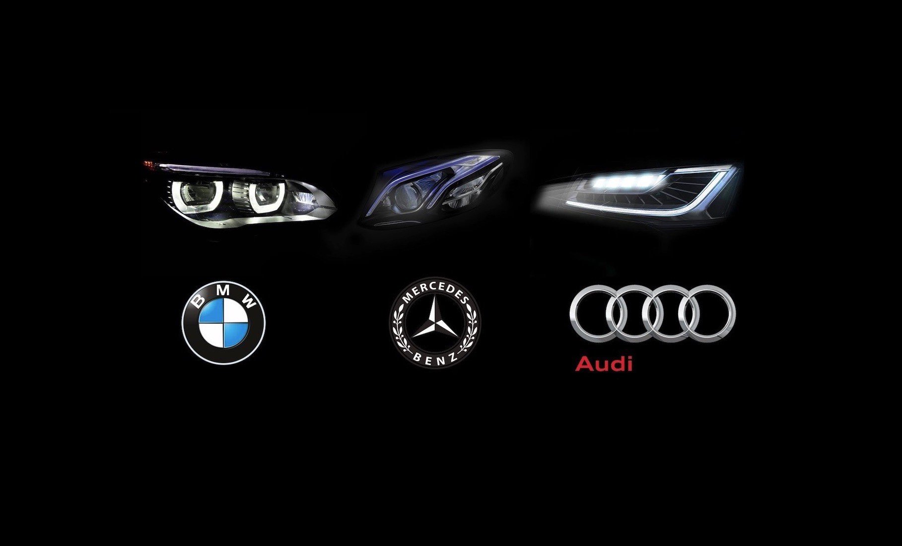 Mercedes-Benz, Audi und BMW Logo in einem Foto nebeneinander